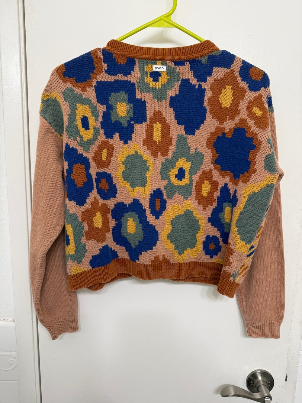 RVCA Women's Multi-Color Patterned Button-Up Cropped Cardigan Sweater - Picture 2 of 4